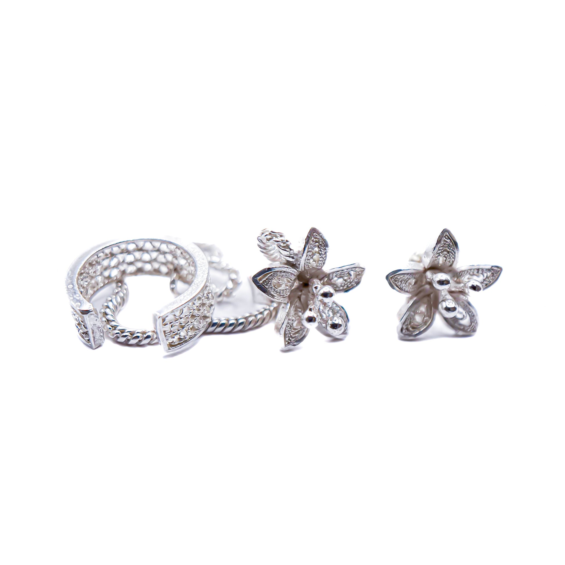 Aretes flor con earcuff