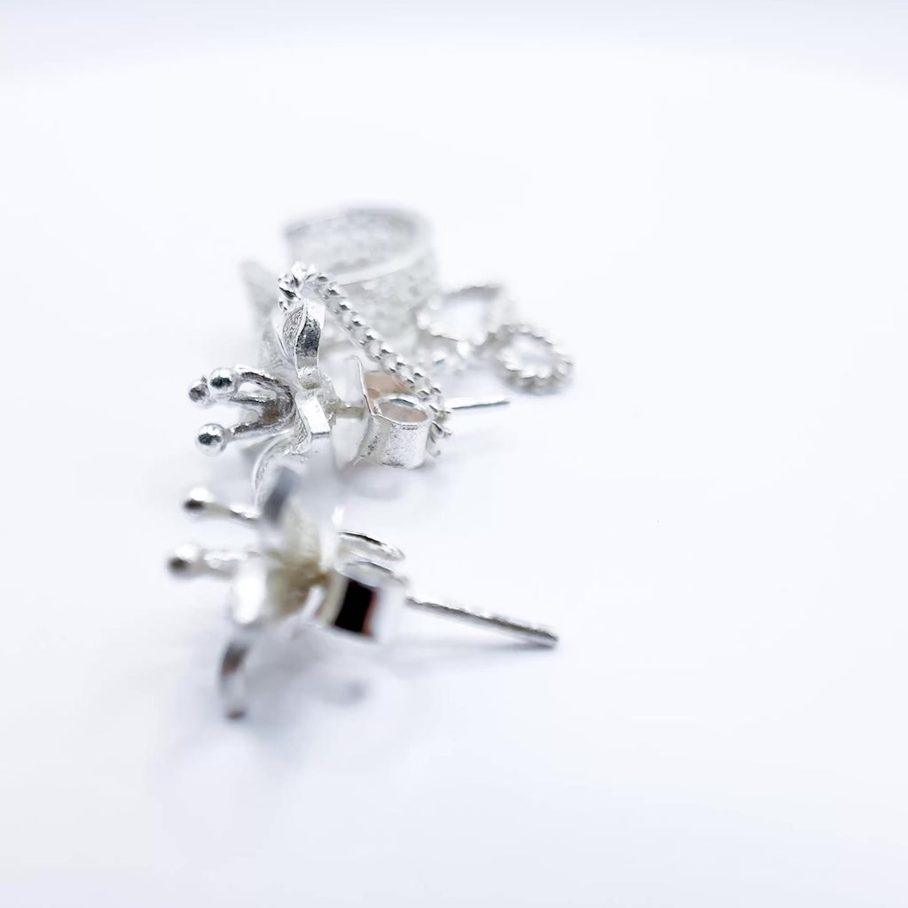 Aretes flor con earcuff